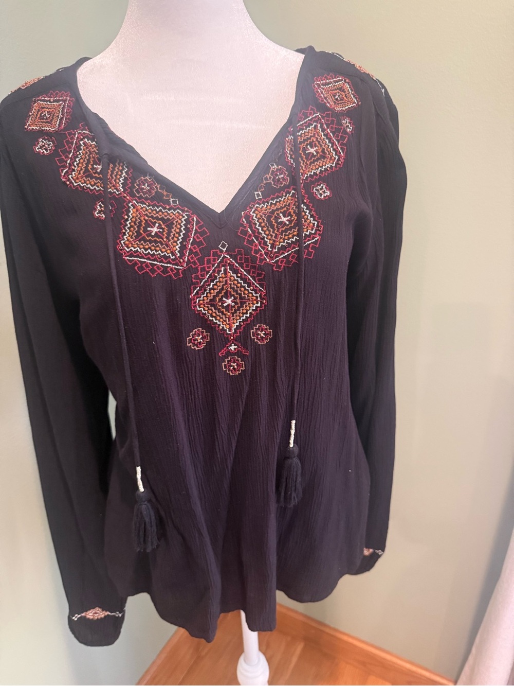 Idyllwind Black Embroidered V-Neck Tassel Long-Sleeve Top